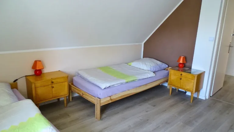 Zweibett-Zimmer 2